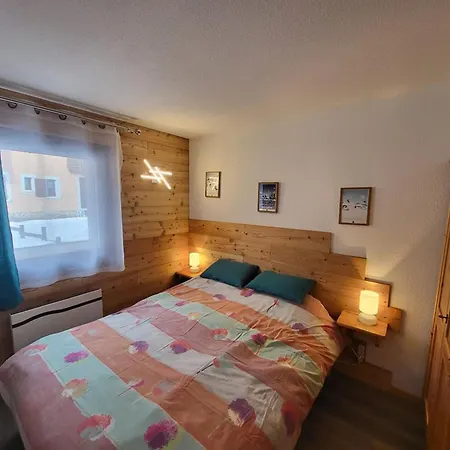 T3 Avec Jardin Et Garage, Au Coeur De - Fr-1-266-221 Apartment