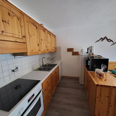 Apartment T3 Avec Jardin Et Garage, Au Coeur De - Fr-1-266-221 Montgenevre